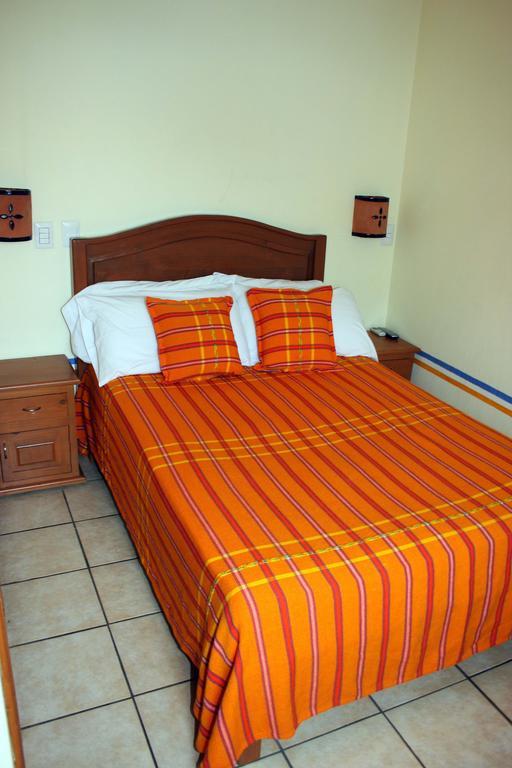 Casa Vilasanta Guadalajara Pokój zdjęcie